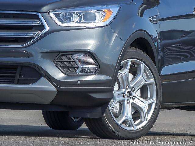 Ford Escape 2017 photo 2